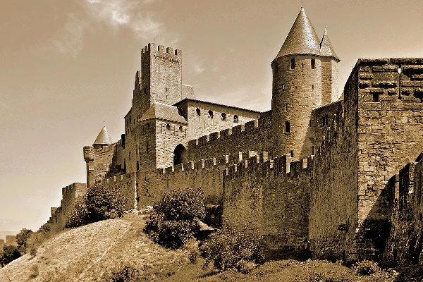 villages médiévaux à découvrir